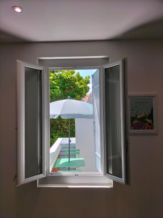 Studio Terrasse, Intra-Muros, Climatise Avec Wifi Avignon Exterior foto